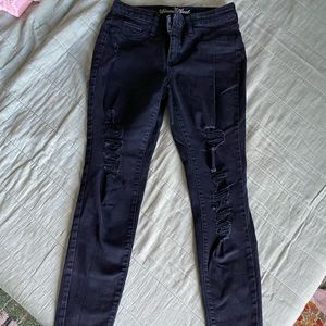 Universal Thread Ripped Jeggings